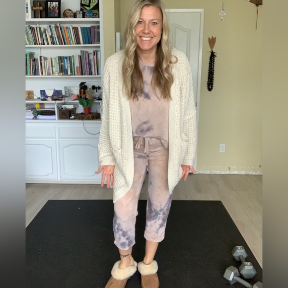 CJLA comfy lounge wear size medium - Picture 3 of 3